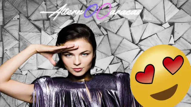 NINA KRAVIZ